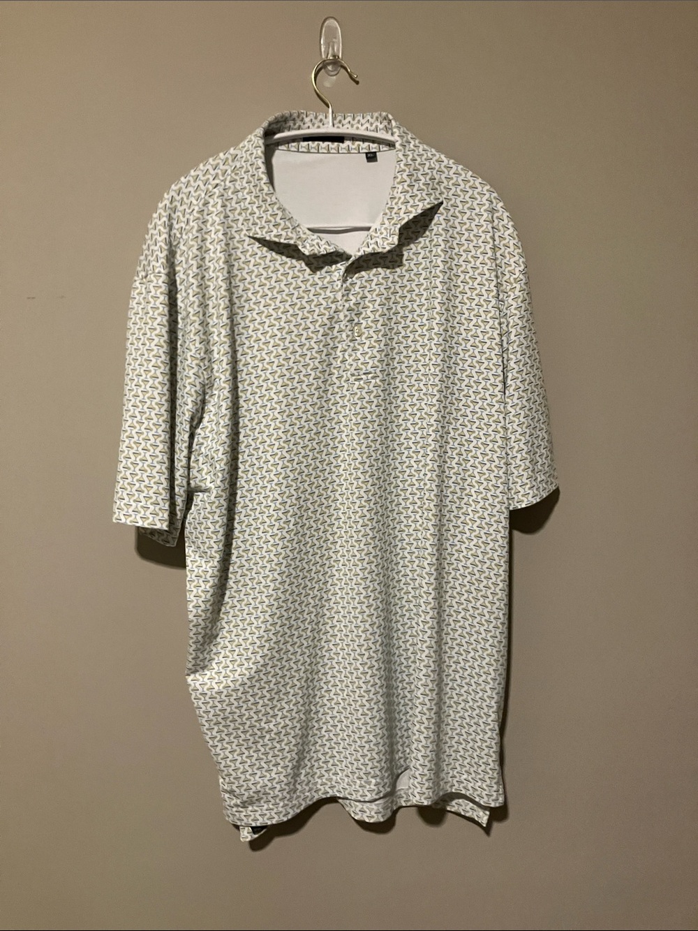 Men's Short-Sleeve Polo with Subtle Geometric Print - White/Gray